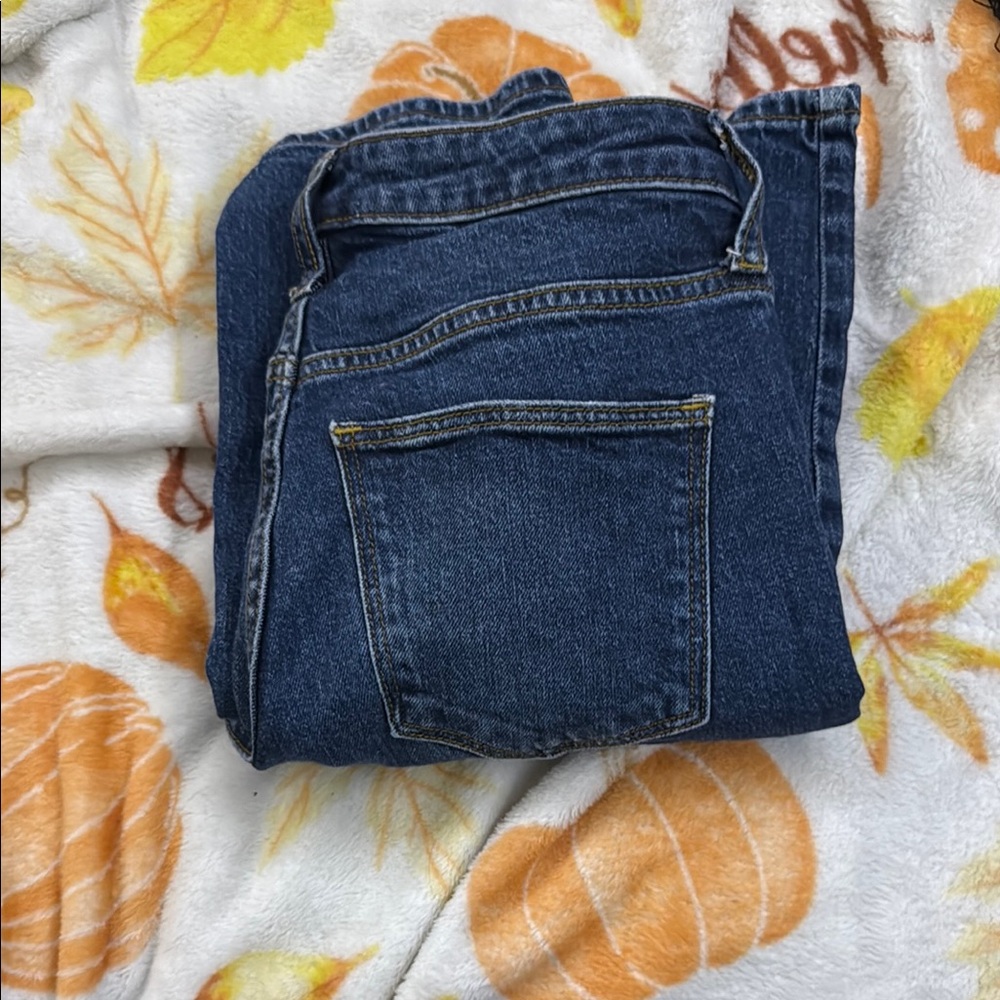 Universal Thread Blue Distressed Jeans - Picture 5 of 5